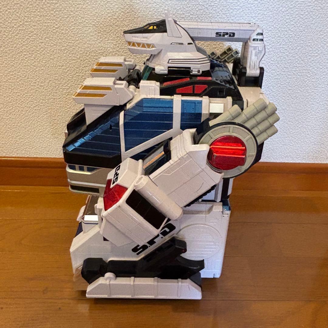 入手困難❗️❗️特撮戦隊デカレンジャー DX デカベースロボセット