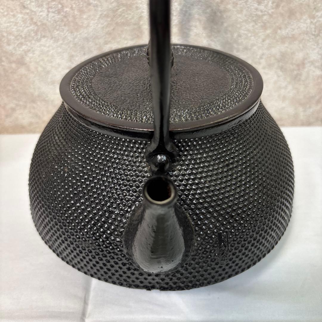 鉄瓶　旬利久作　アラレ模様　霰紋　大容量　2.2L 大型　南部鉄器　茶道具