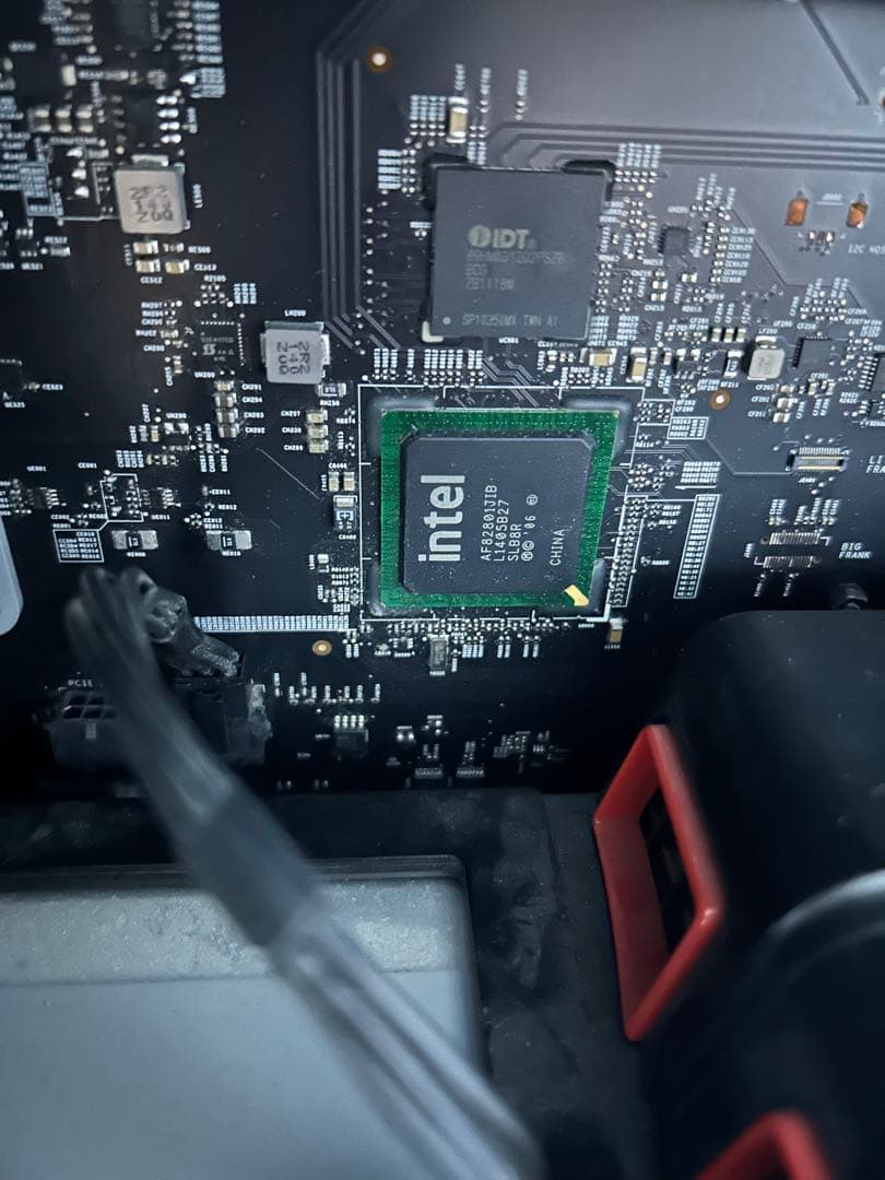 小津 雪ヲ 　Mac Pro (mid 2010) 本体のみ