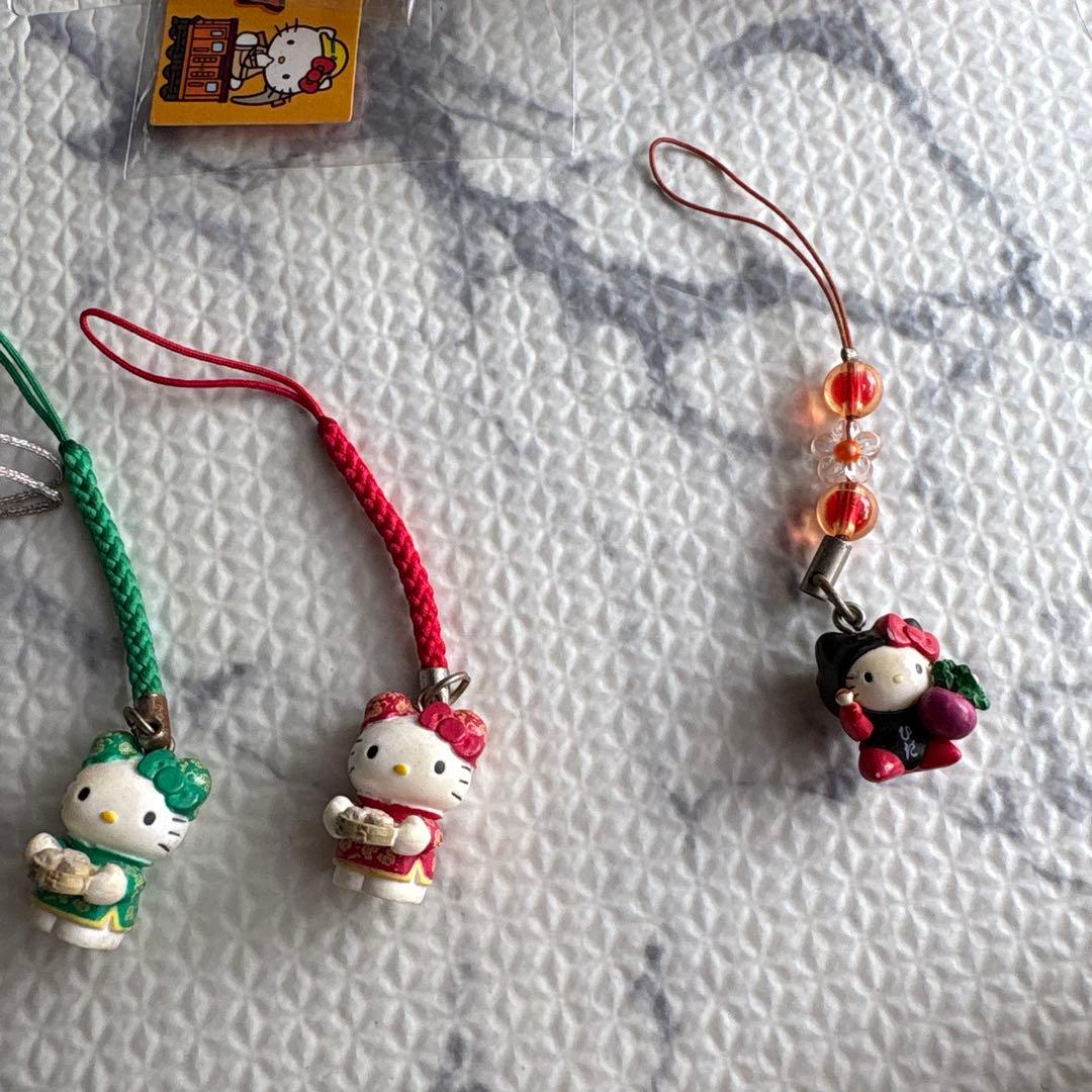 ご当地キティなどまとめ売り