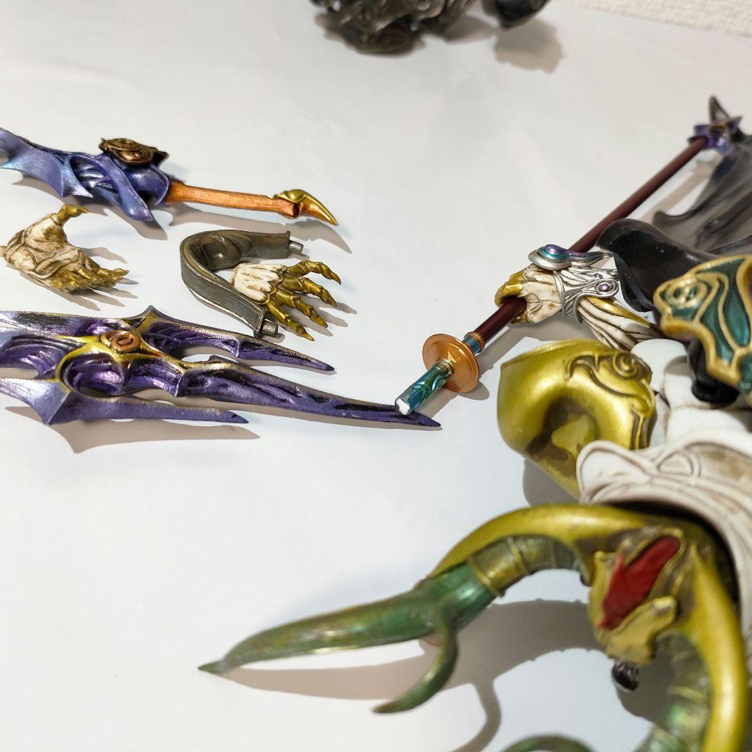 ☆　ファイナルファンタジーフィギュア　ブリングアーツ　オーディン　剣破損有り　☆