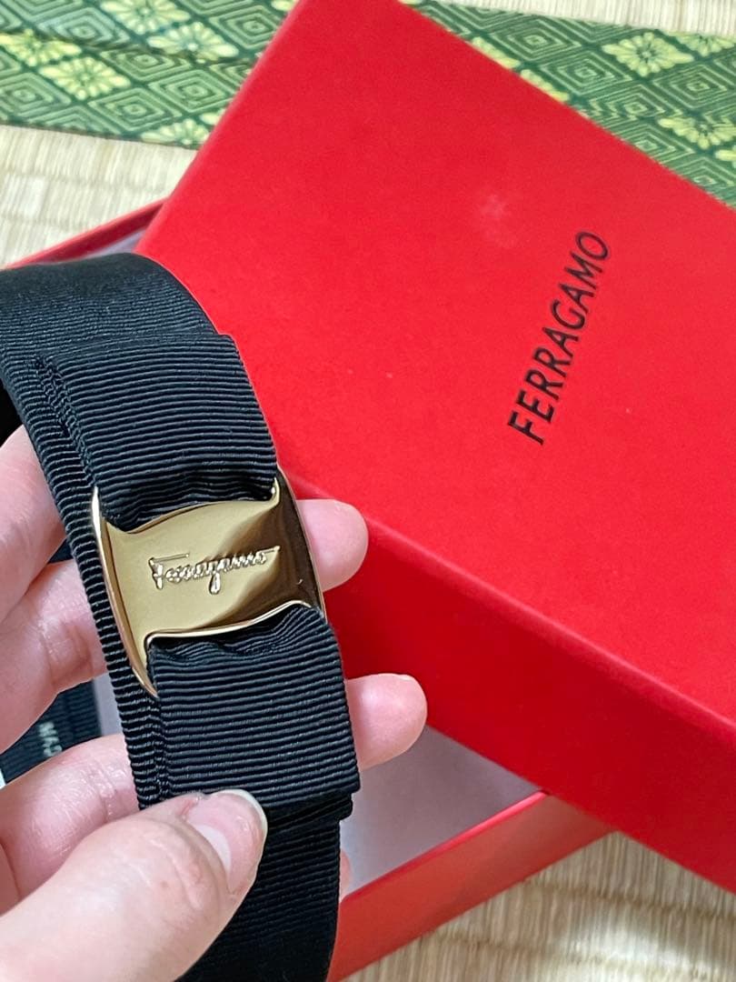 【最終価格】FERRAGAMO ヘアバンド カチューシャ