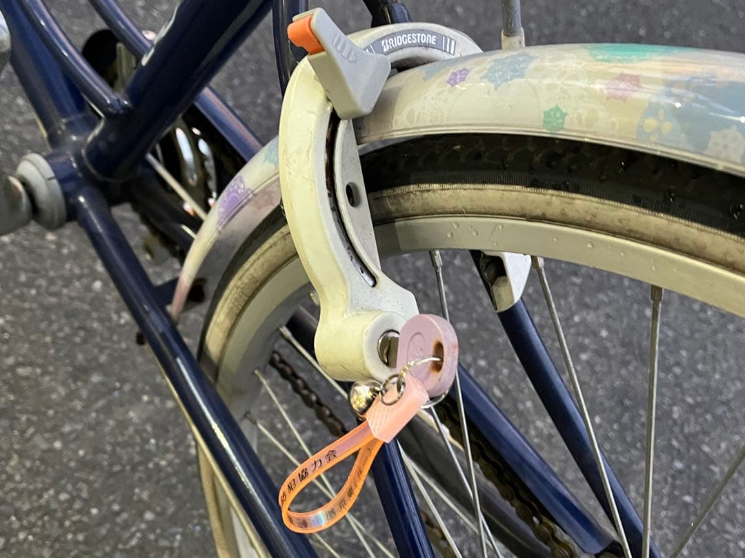 と*ち様 〓中古美品ブリヂストン女の子自転車〓リコリーナ24インチ★ブルー※配達