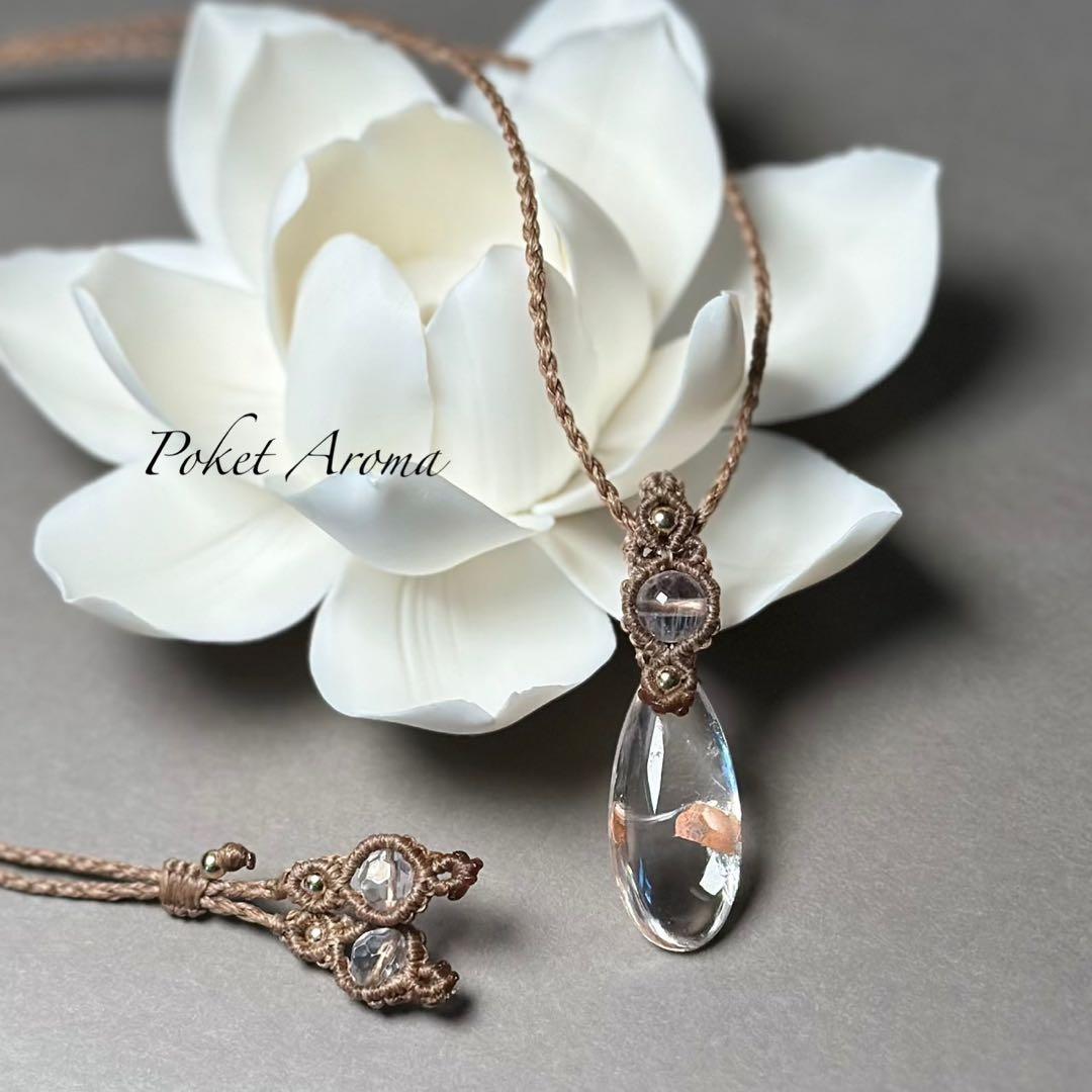 『瑞清』クォーツインクォーツとブルーエンジェルラダークォーツのマクラメネックレス