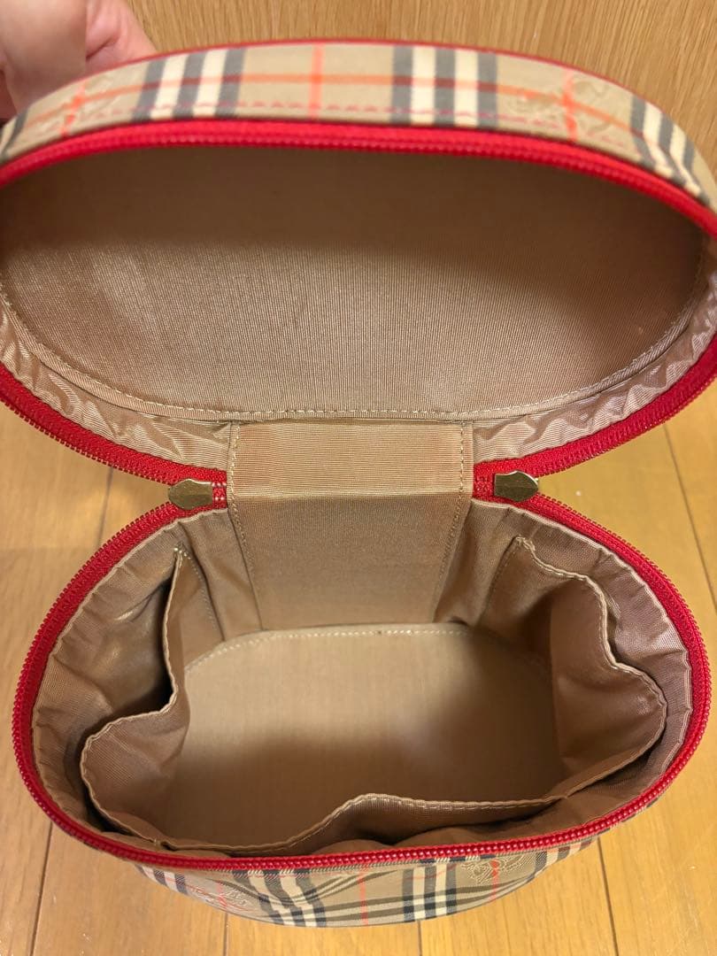 Burberry バニティ　バッグ