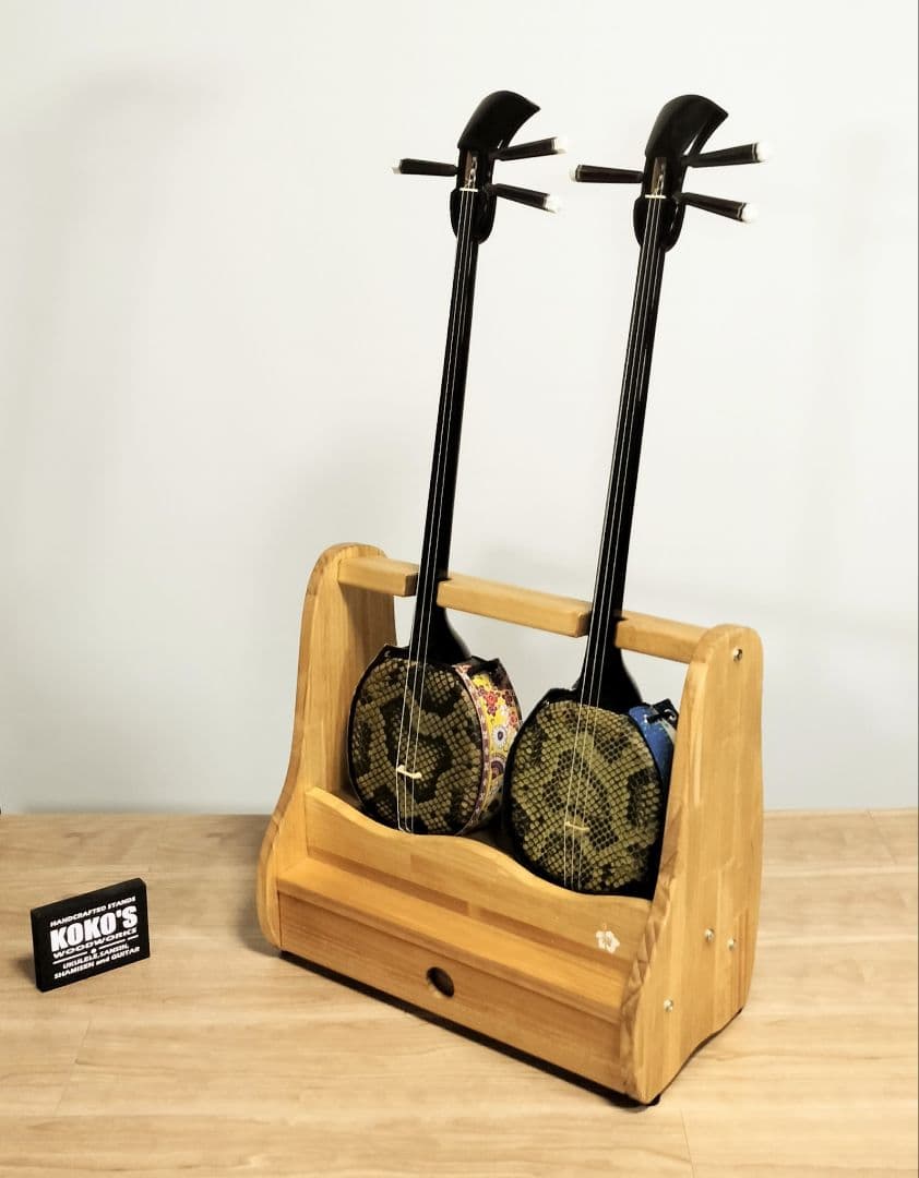 カーロス・リベラ　沖縄三線スタンドオーダーページ