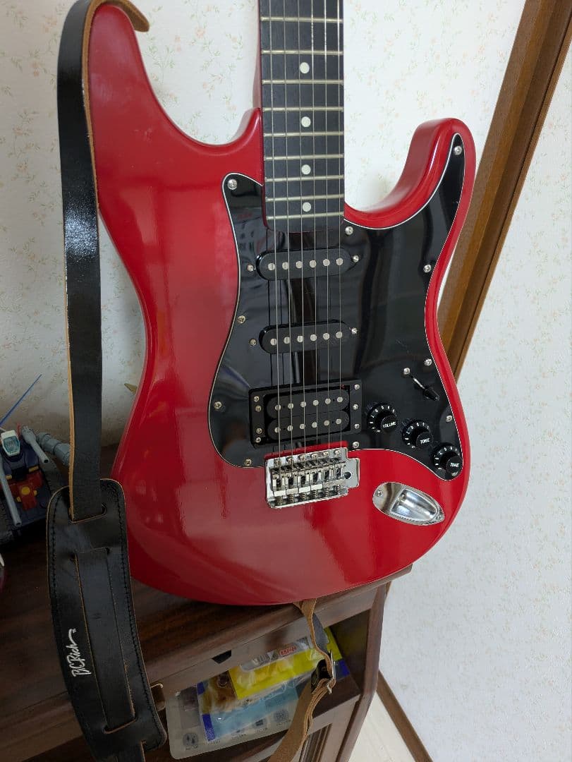 トムソン　Tomson エレキギター レッド　ストラト