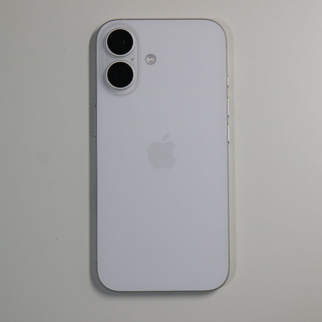 【美品】iPhone16 128GB バッテリー100% 充電200回