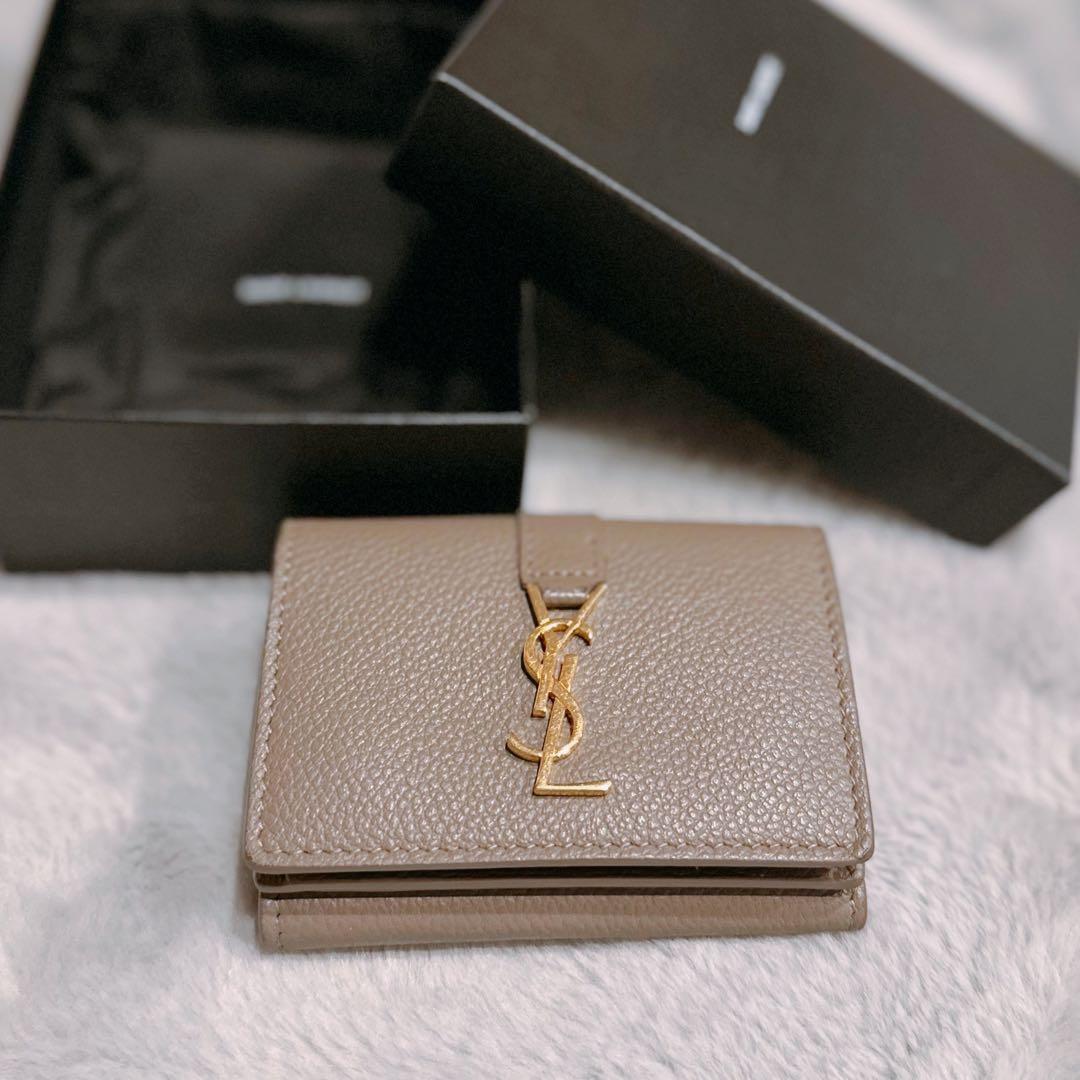 サンローラン　三つ折り財布