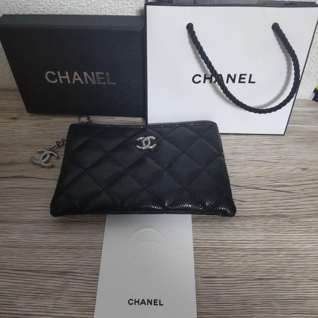 シャネルノベルティポーチ