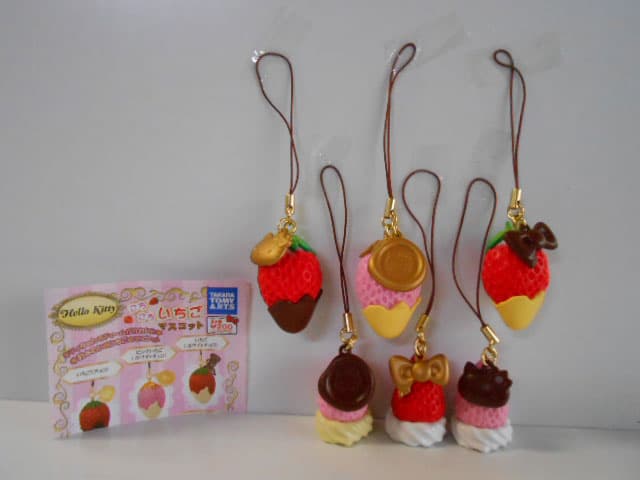 ♯Jzm18GZハローキティころころいちごマスコット全6種
