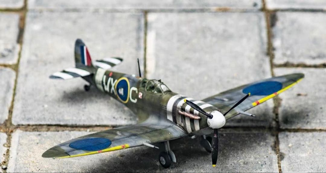 完成品　模型　スピットファイア　Mk.V