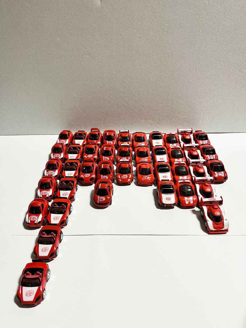 チョロＱ　キットカット ミニカー 41台セット