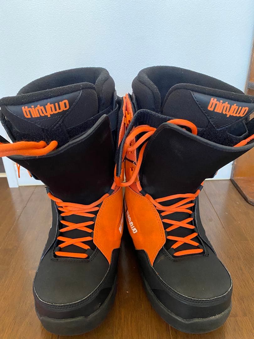 thirtytwo Biltwell スノーボードブーツ オレンジ/ブラック