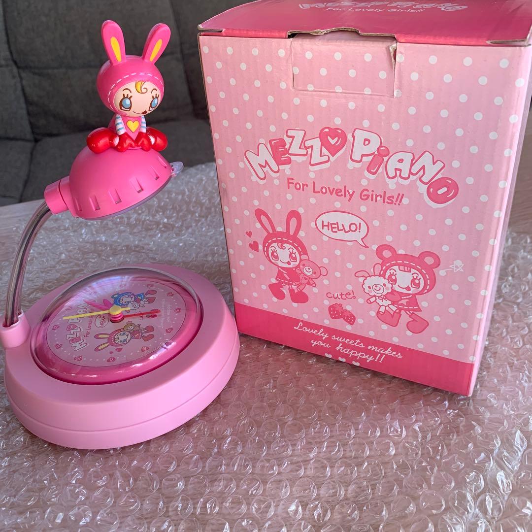 メゾピアノ　ライト付きアラームクロック