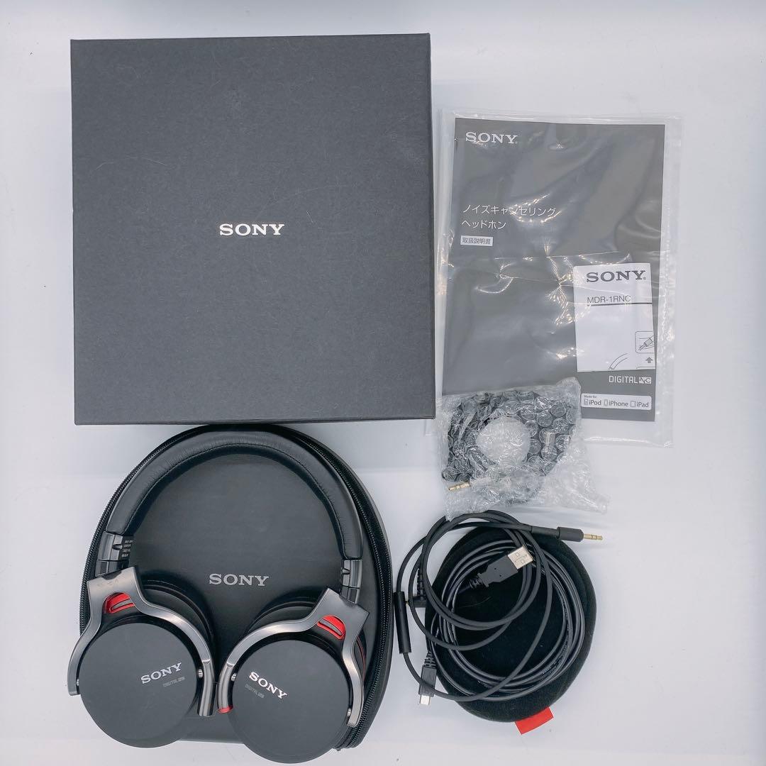 SONY 密閉型ノイズキャンセリングヘッドホン　MDR-1RNC 箱あり
