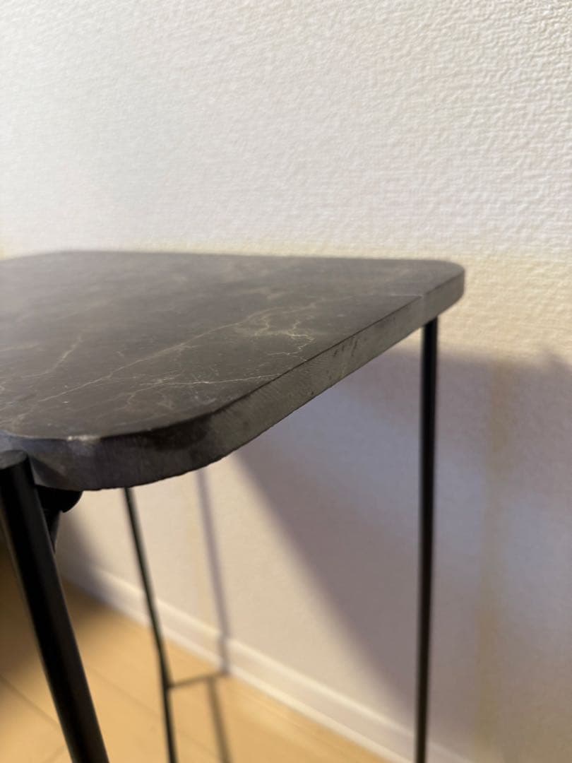 ZARA  マーブル調サイドテーブル
