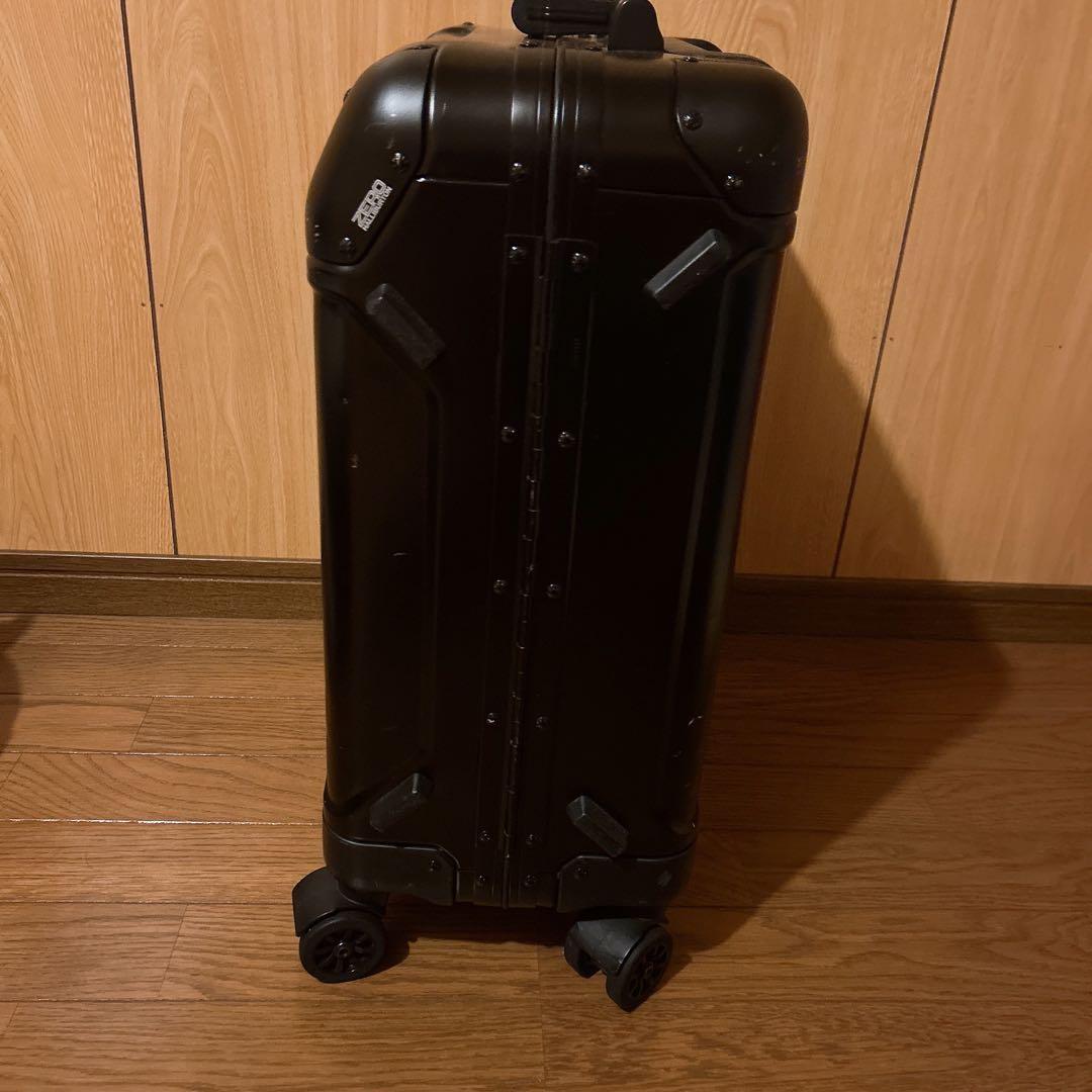 廃盤ゼロハリZERO HALLIBURTONスーツケース 31L 94101機内
