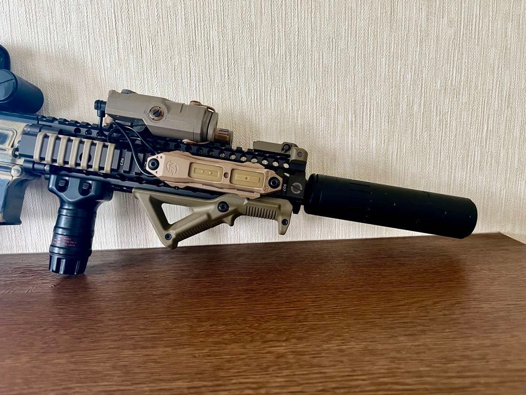 東京マルイ　Mk18 Mod1次世代電動ガン　カスタム