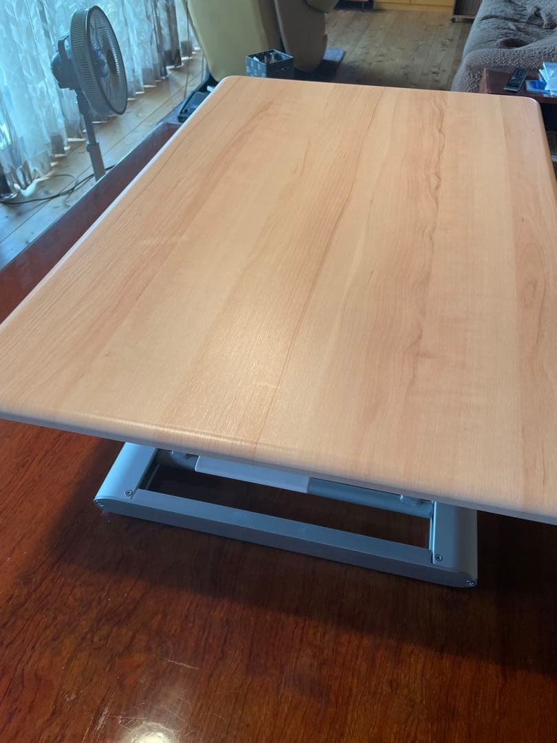 昇降式多機能テーブル　スタンディングデスク