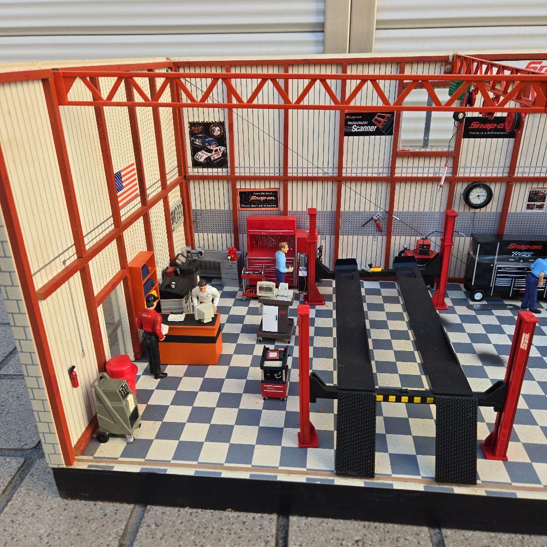 Snap-on/スナップ・オン　'ガレージ・模型７６.6ｃｍ