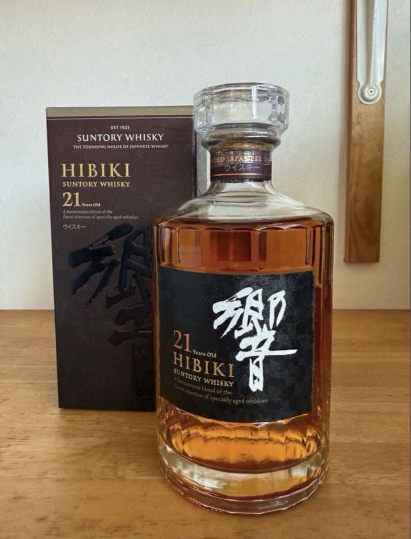 響　21年 サントリーウイスキー 750ml