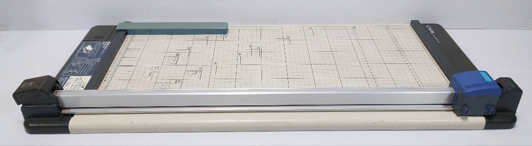 カール事務器 裁断機 ペーパーカッター A2対応 15枚裁断 DC-250