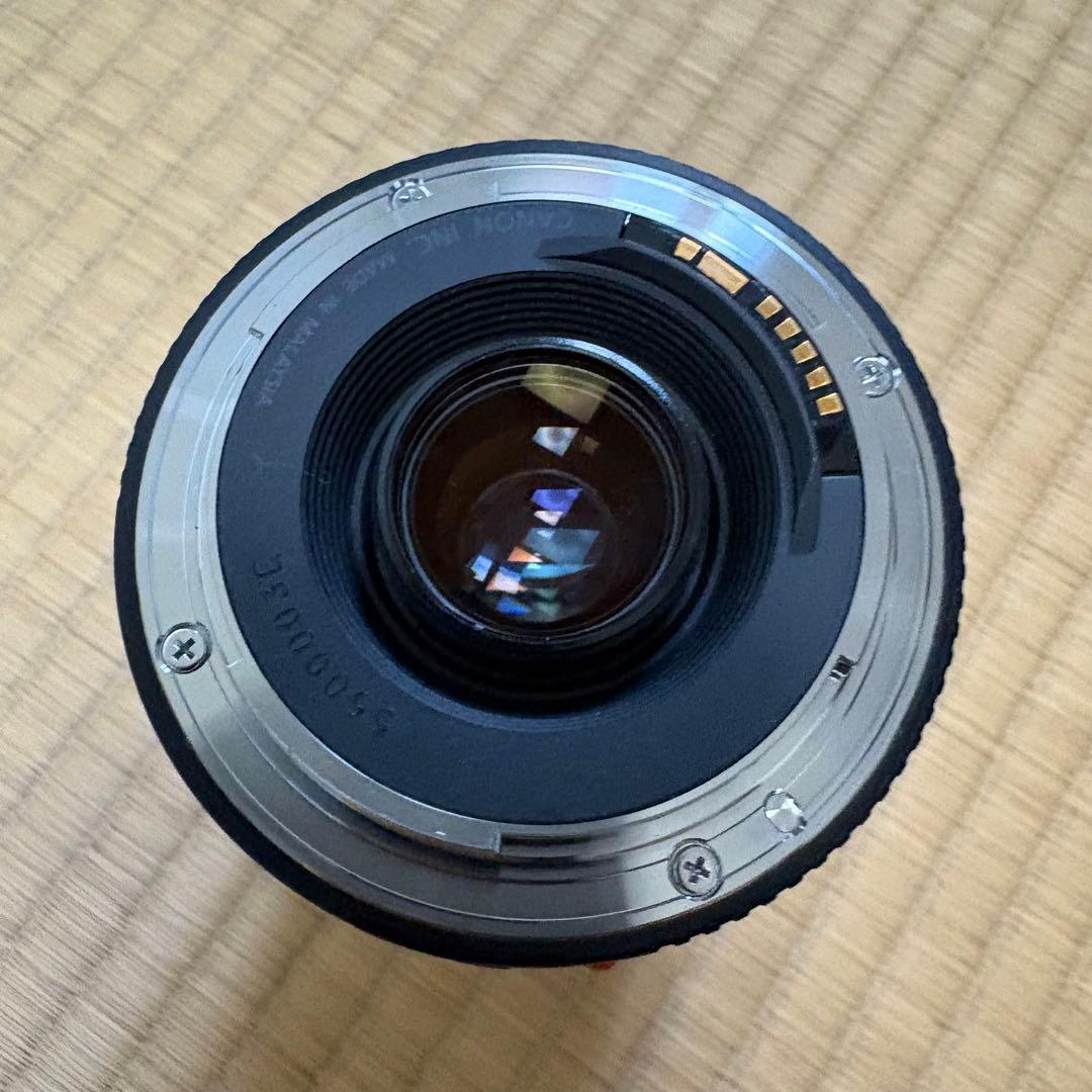 Canon EF 75-300mm f/4-5.6 III ズームレンズ