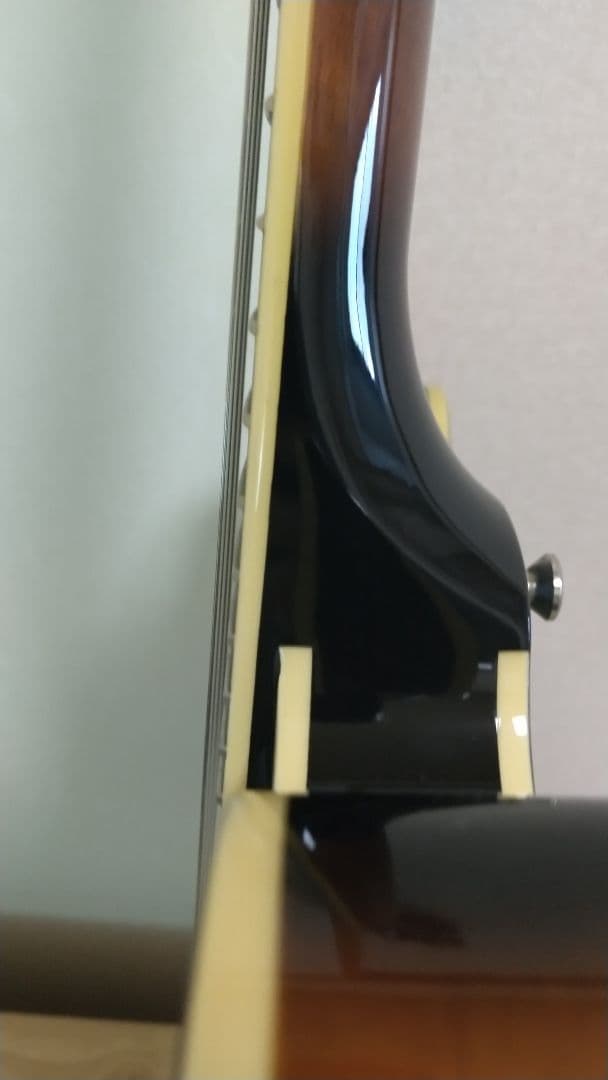 本日23時迄特価Epiphone セミアコースティックギターES-335